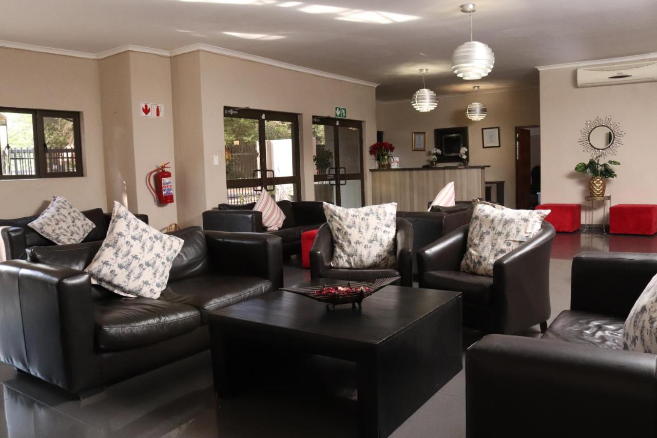 Ruby Stone Boutique Hotel ポロクワネ エクステリア 写真